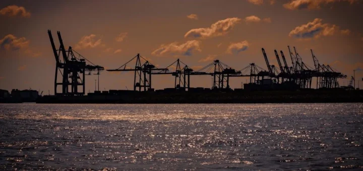 Die Zukunft der Häfen gestalten