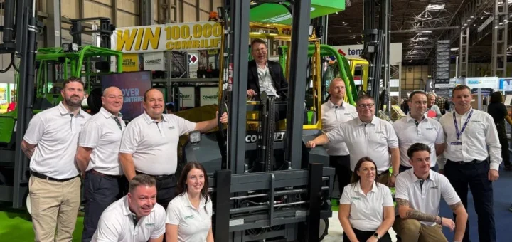 Gewinnen Sie den 100.000. Gabelstapler von Combilift & Unterstützung für UNICEF