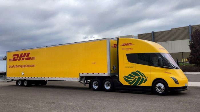 Erster Tesla Semi tritt in den Schwerlast-Logistikbetrieb ein