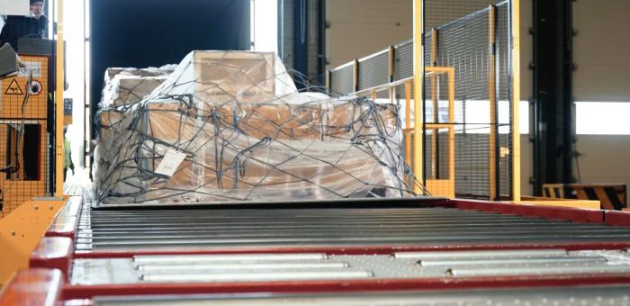 Skala & Sicherheit für den E-Commerce-Luftfrachtverkehr