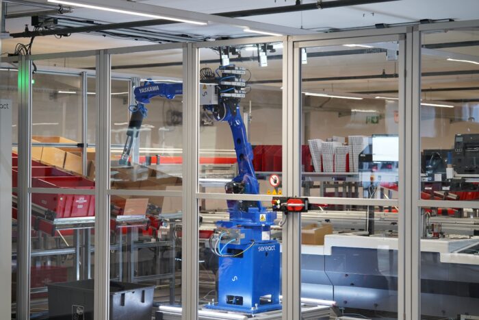 Auftragsauswahl mit intelligenter Robotik